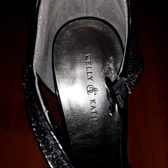 Sequin Black High Heel - Picture 4 of 7